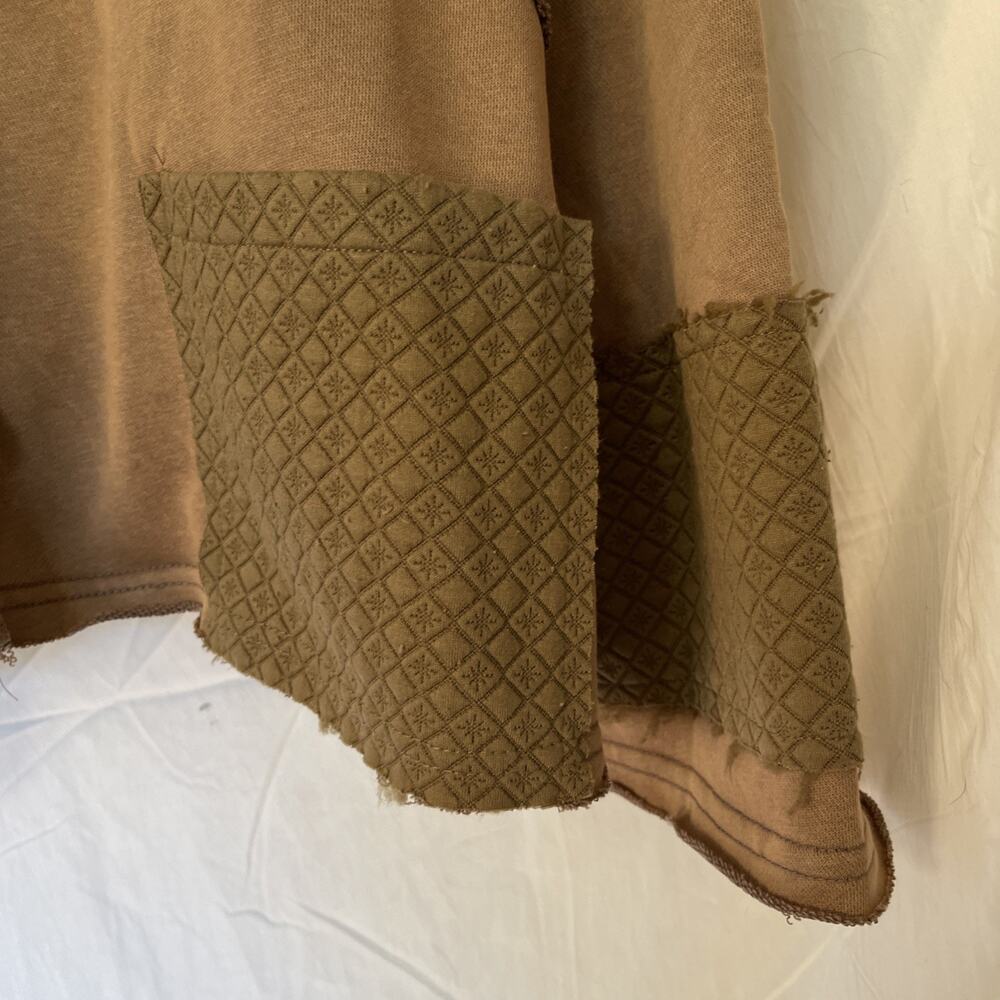 POL Boho Sweater Oversized Women’s Large Brown Raw Hem Bohemian Hood Cowl NEW - Picture 4 of 14